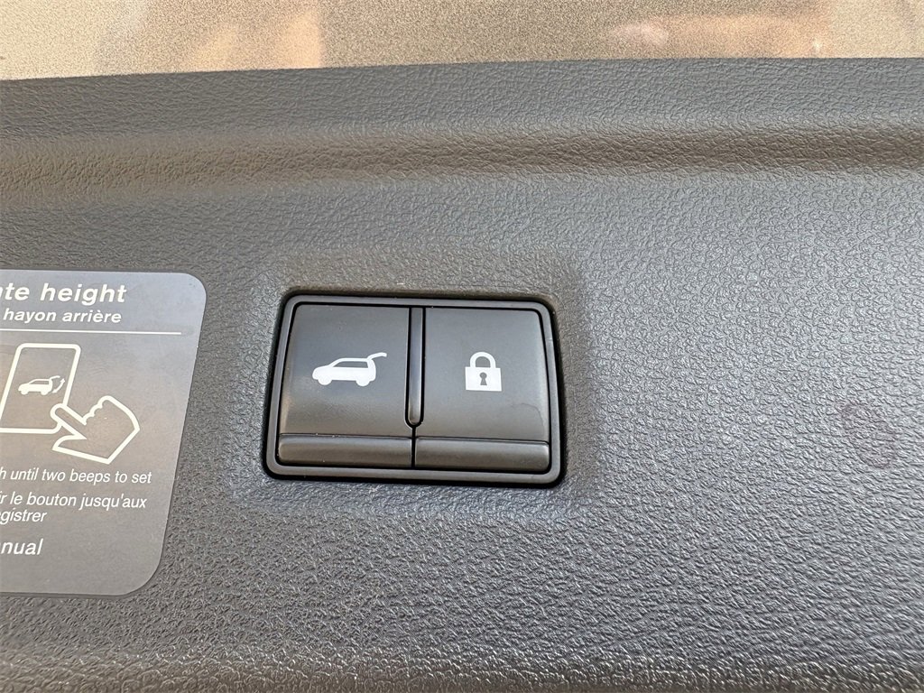 Used 2023 INFINITI QX50 Luxe w/ Cargo Package image 28