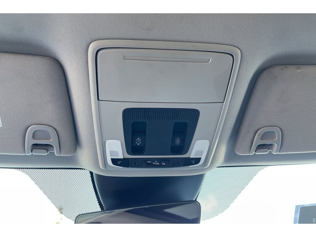 Certified 2023 Honda Pilot Elite image 24