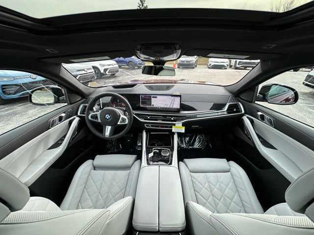 New 2026 BMW X6 xDrive40i image 3