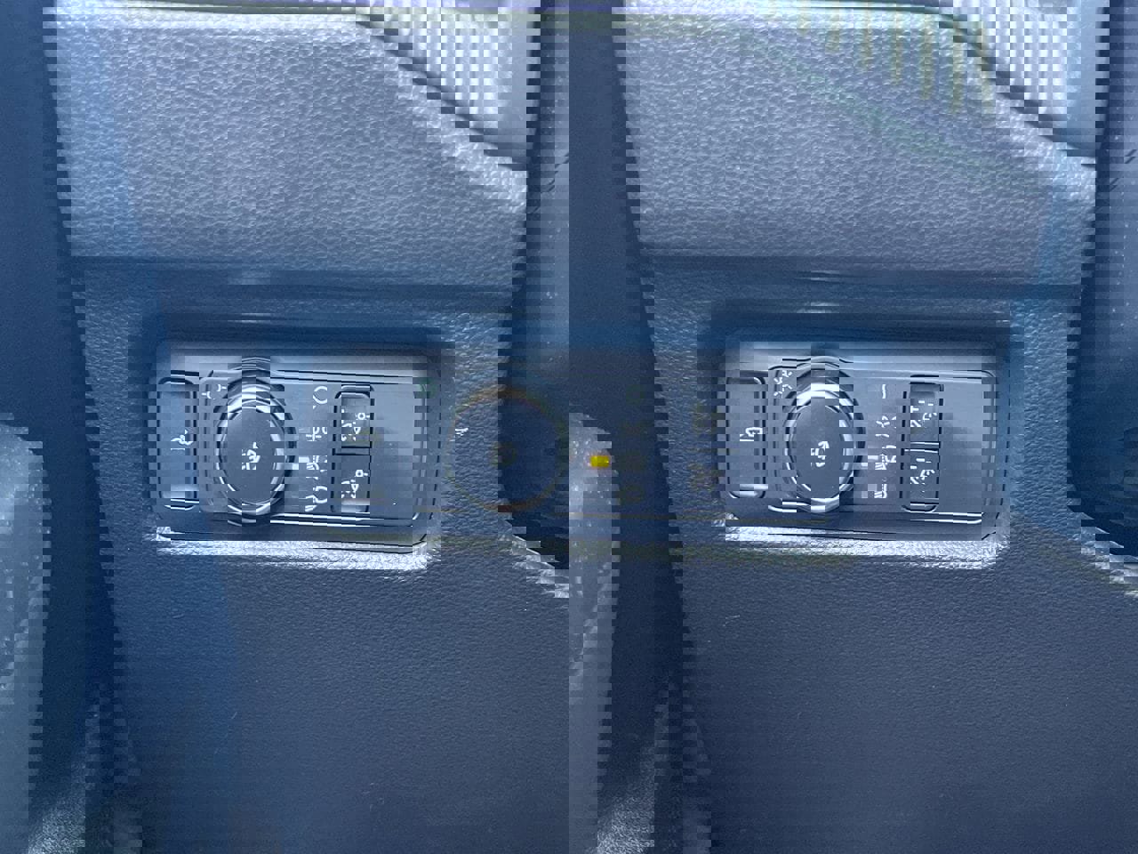 New 2025 Ford Ranger XLT w/ FX4 Off-Road Package image 12