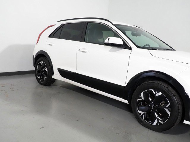 Used 2023 Kia Niro Wind image 47