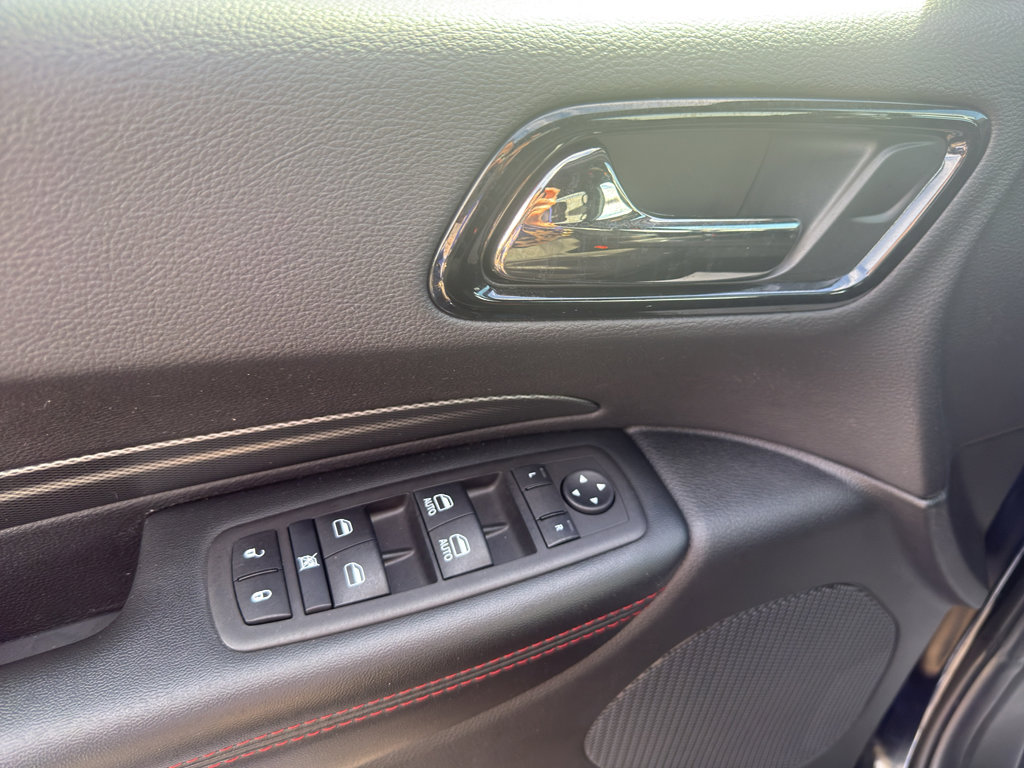 Used 2025 Dodge Durango GT image 9