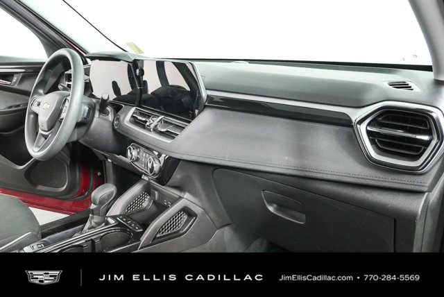 Used 2025 Chevrolet TrailBlazer LT AWD/4WD image 20