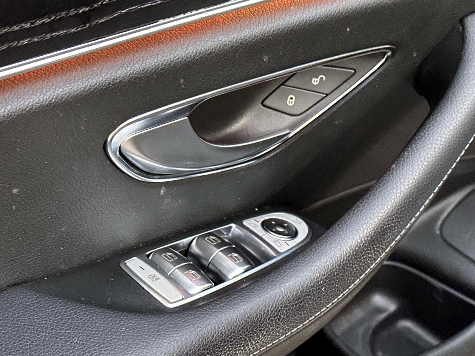 Certified 2018 Mercedes-Benz E 300 image 17