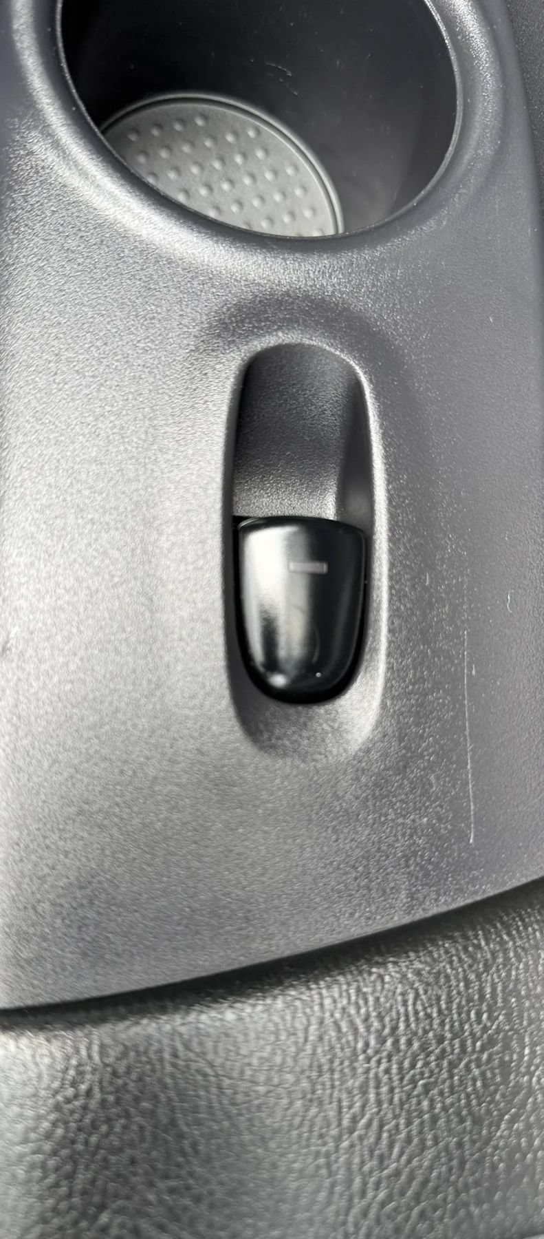Used 2018 Nissan Pathfinder SV AWD/4WD image 32