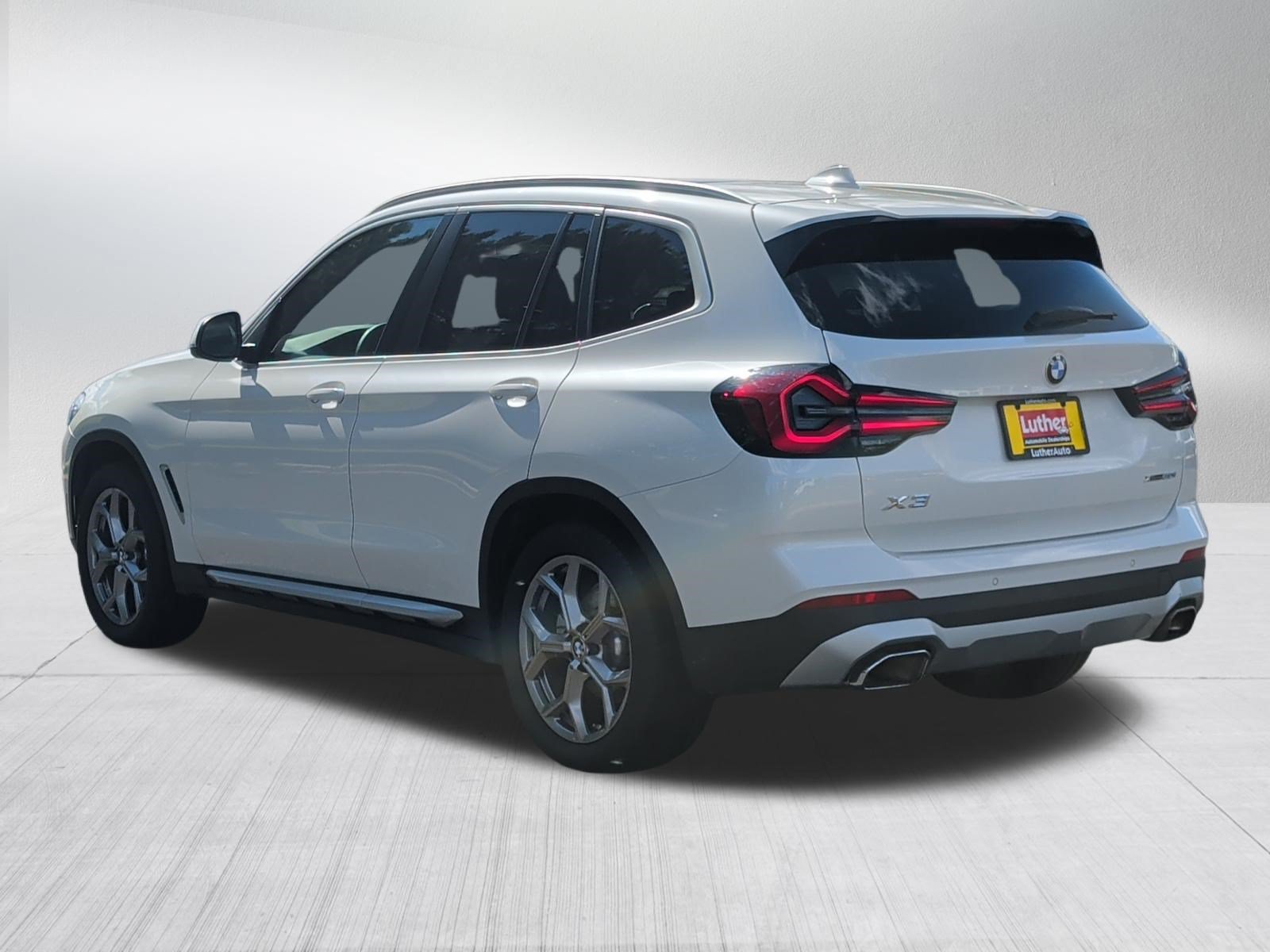 Used 2022 BMW X3 xDrive30i w/ Premium Package 2 AWD/4WD image 6