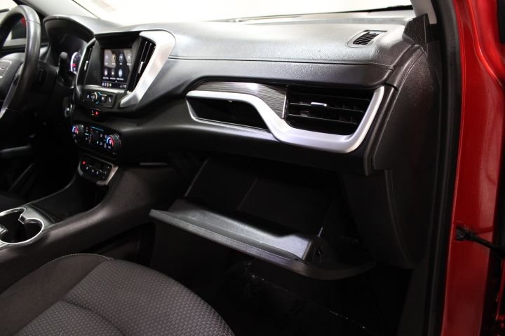 Certified 2022 GMC Terrain SLE w/ Driver Convenience Package image 27