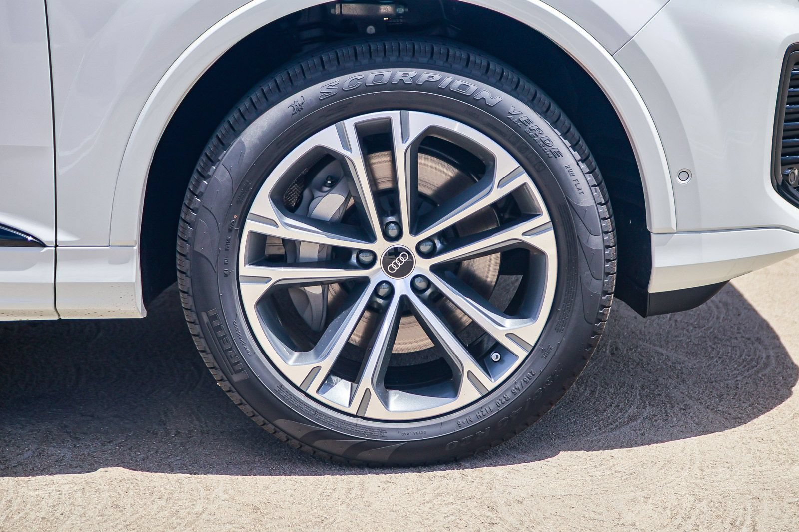 New 2026 Audi Q7 2.0T Premium AWD/4WD image 9