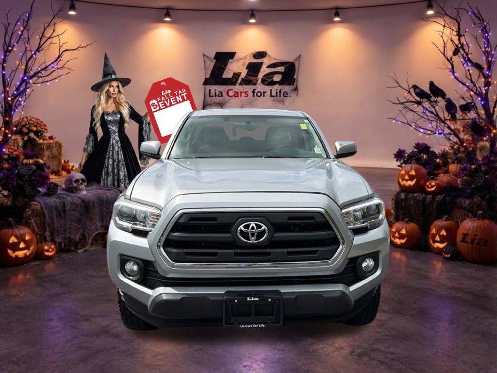 Used 2017 Toyota Tacoma SR5 w/ Tow Package AWD/4WD image 9