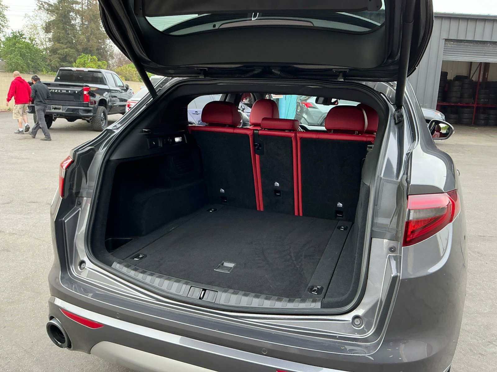 Used 2020 Alfa Romeo Stelvio Ti Sport w/ Quick Order Package 22S Sport image 26