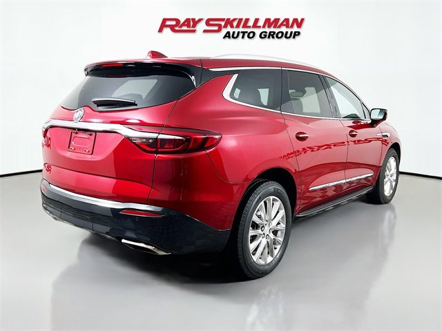 Used 2021 Buick Enclave Premium w/ Sun and Sites Package image 7