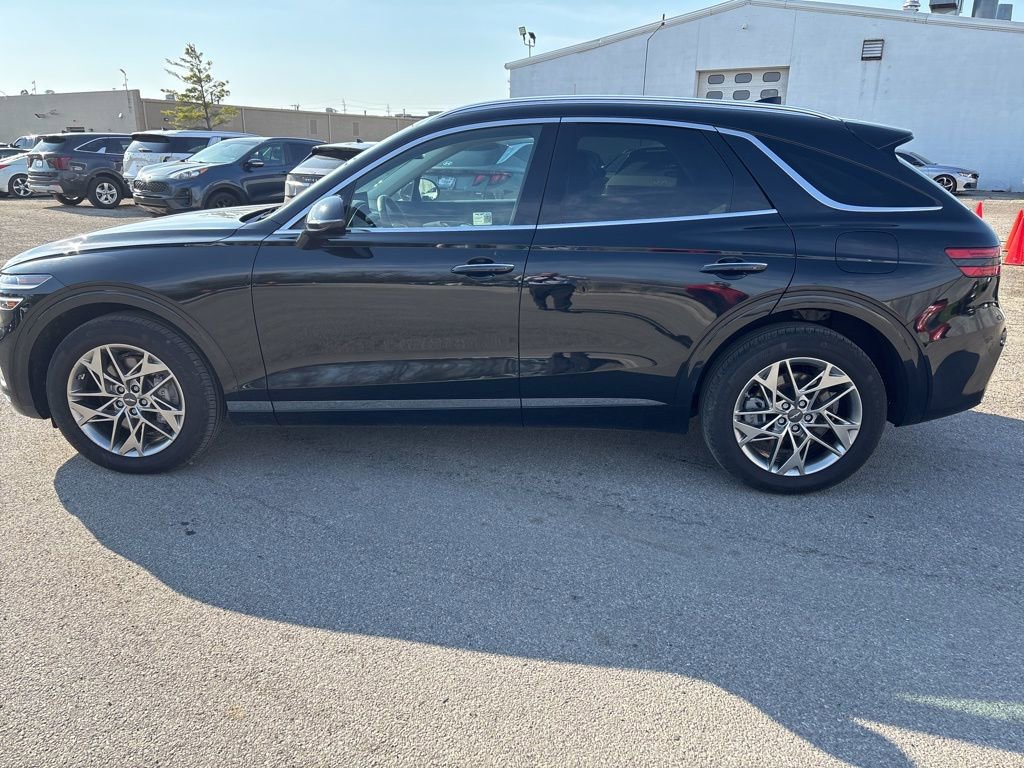 Used 2025 Genesis GV70 2.5T Select w/ Select Package image 2