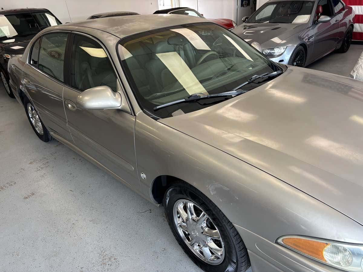 Used 2003 Buick Le Sabre Limited w/ Celebration Edition Package FWD image 4