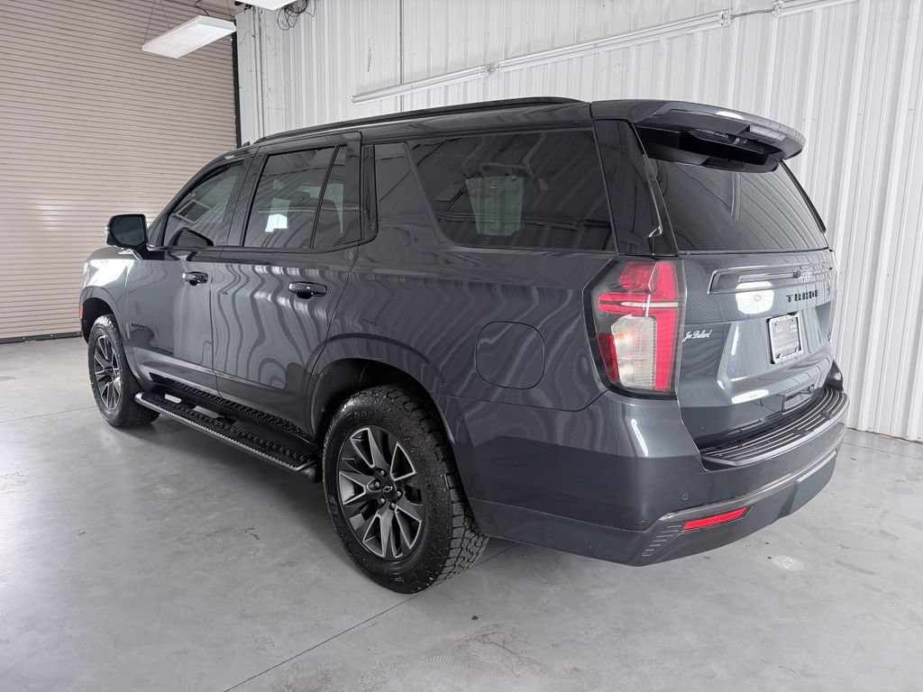 Used 2022 Chevrolet Tahoe Z71 w/ Luxury Package AWD/4WD image 7