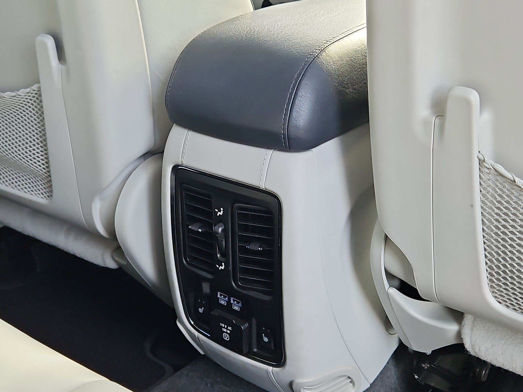Used 2018 Jeep Grand Cherokee Summit AWD/4WD image 29