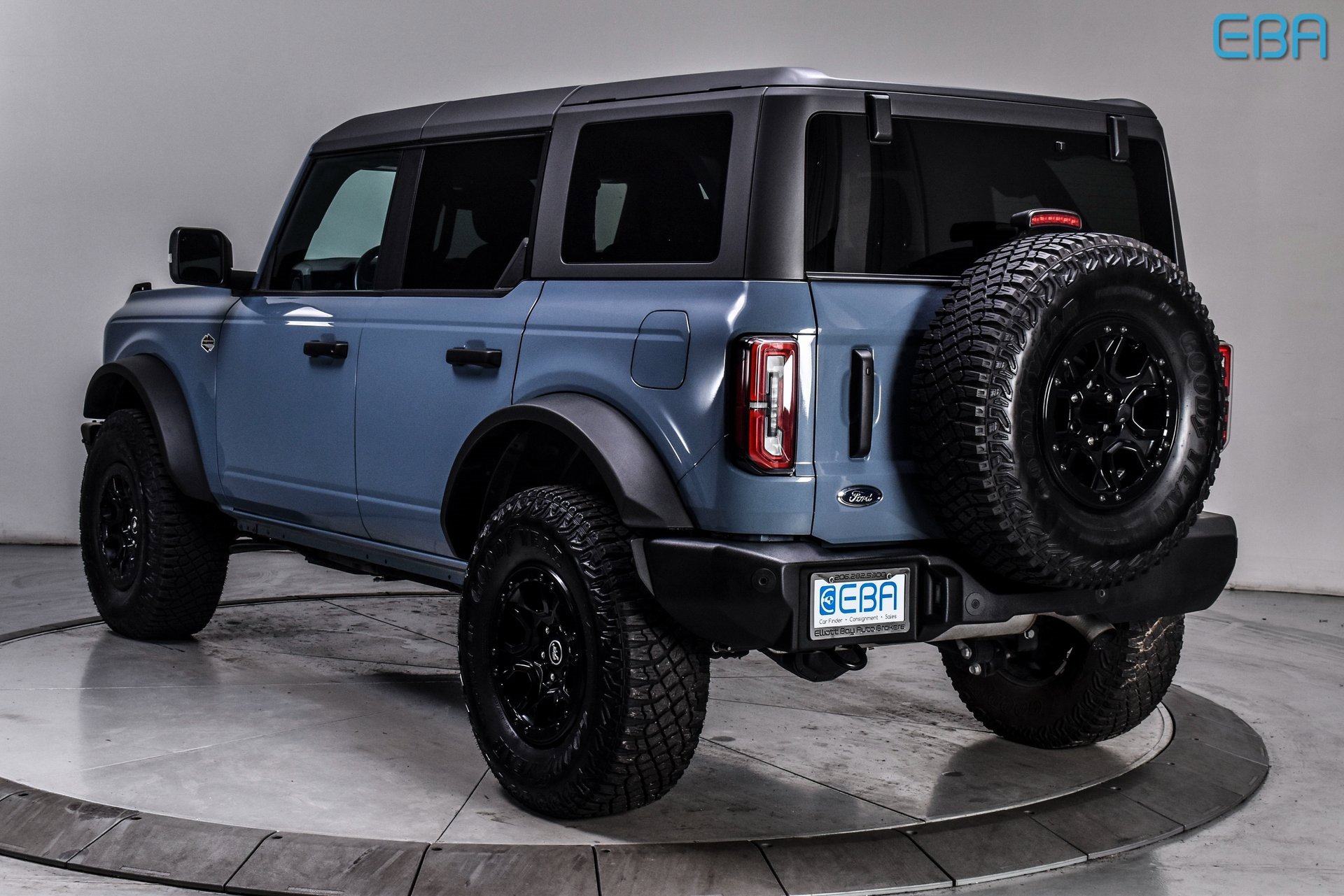 Used 2023 Ford Bronco Wildtrak image 4