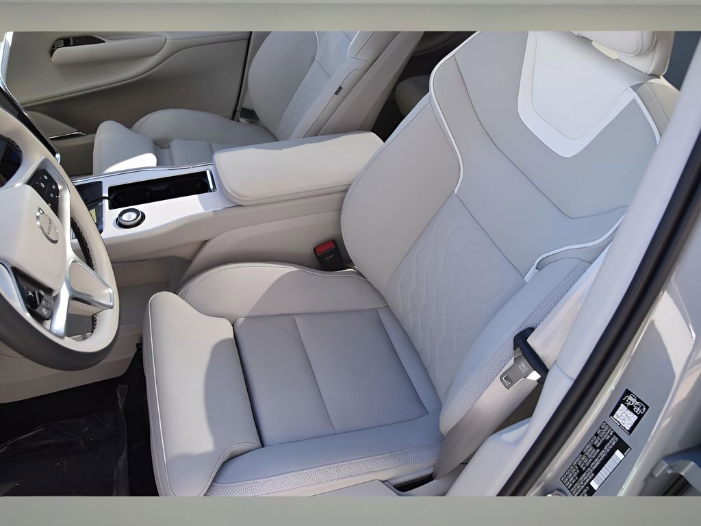 Used 2025 Volvo EX90 Ultra image 14