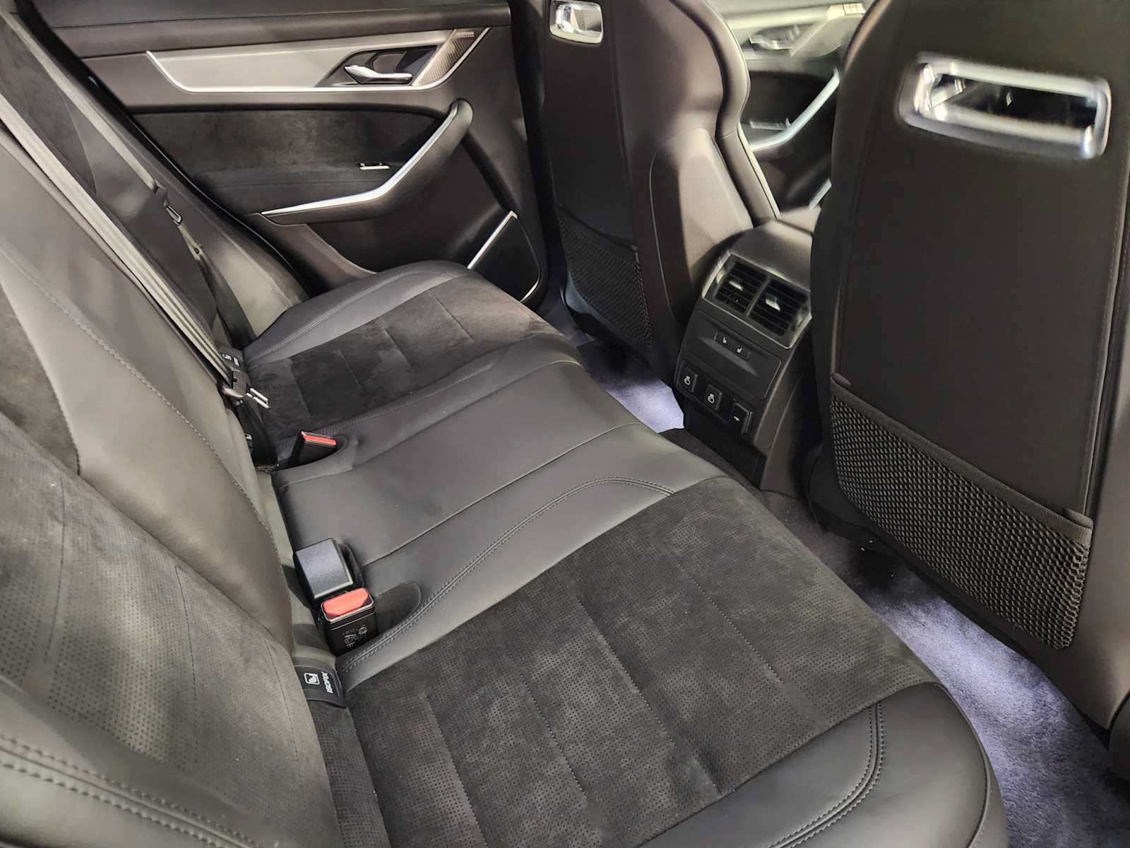 New 2026 Jaguar F-PACE SVR 575 Edition AWD/4WD image 56