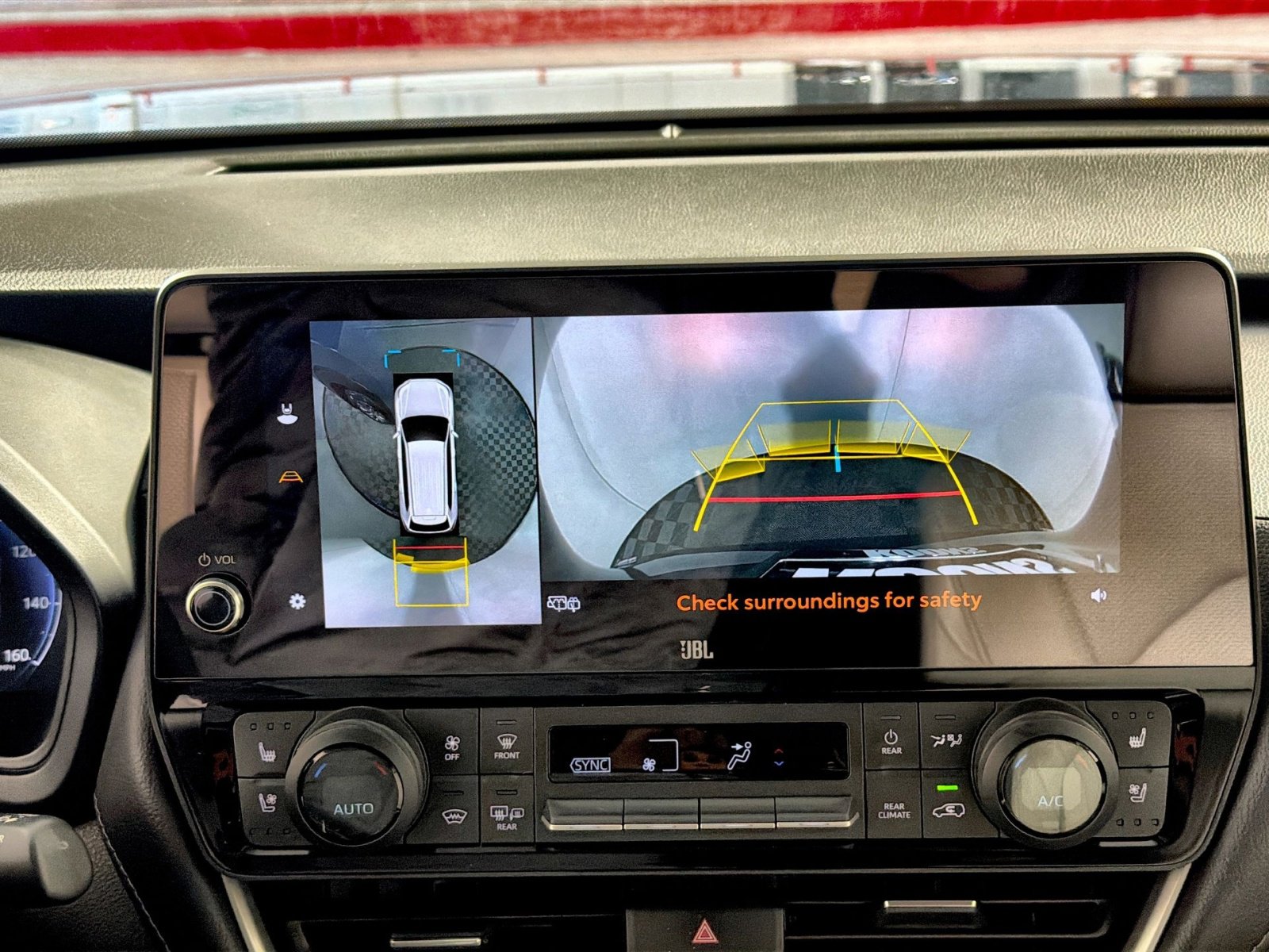 Used 2024 Toyota Grand Highlander XLE image 19