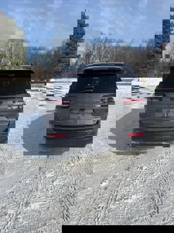 New 2025 Jeep Grand Cherokee L Limited image 31