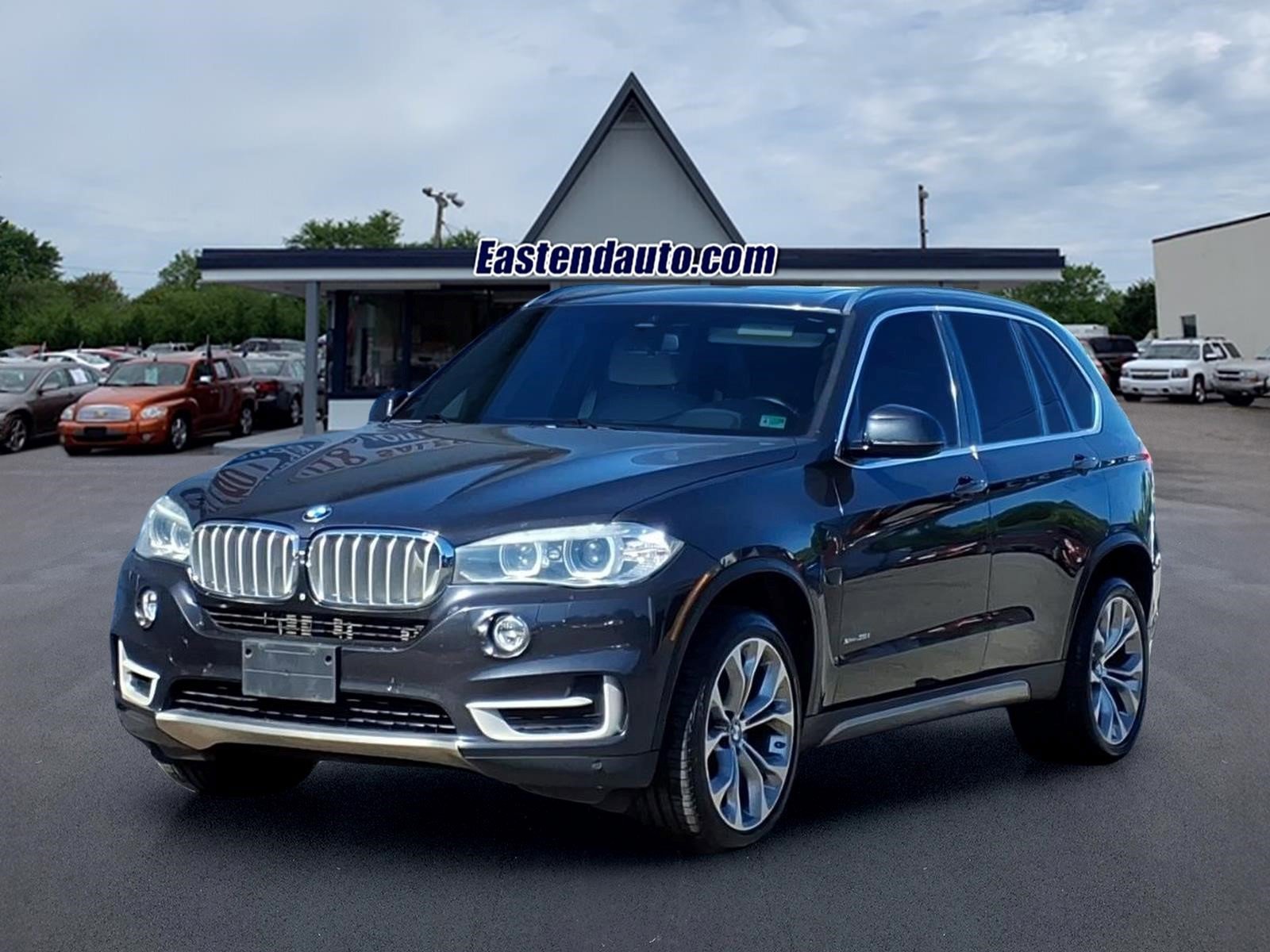 Used 2017 BMW X5 xDrive35i AWD/4WD image 1