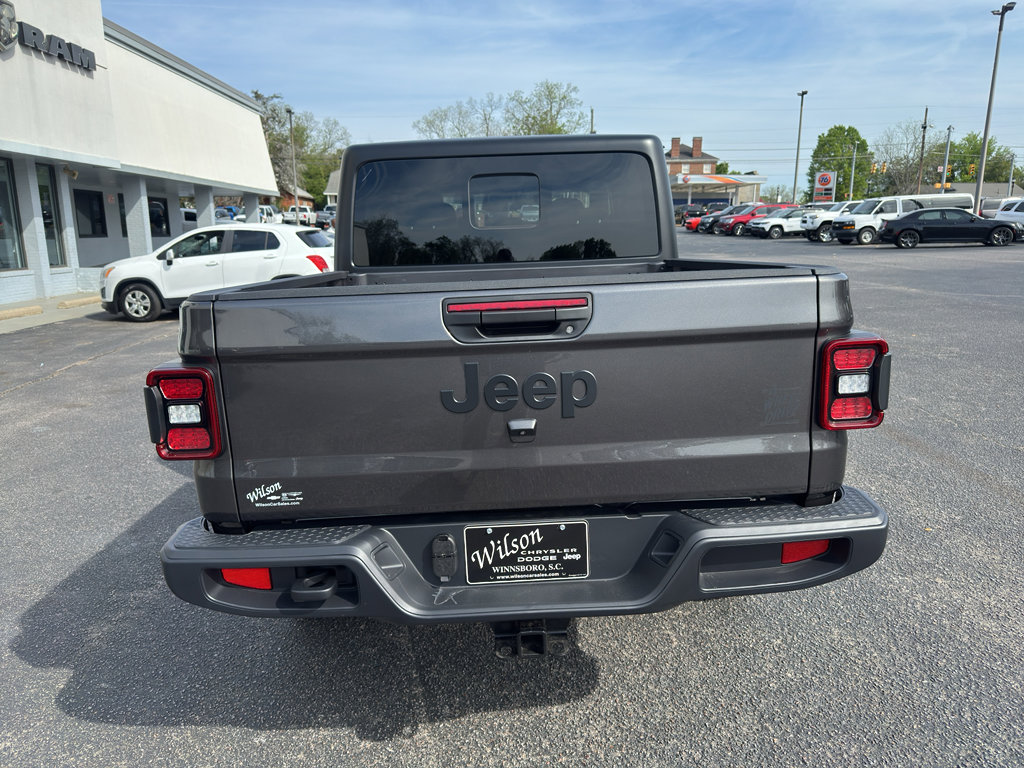 New 2026 Jeep Gladiator Sport AWD/4WD image 8