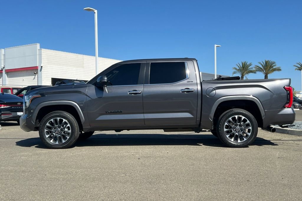 Used 2024 Toyota Tundra Limited AWD/4WD image 9