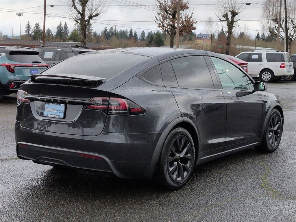Used 2024 Tesla Model X image 5