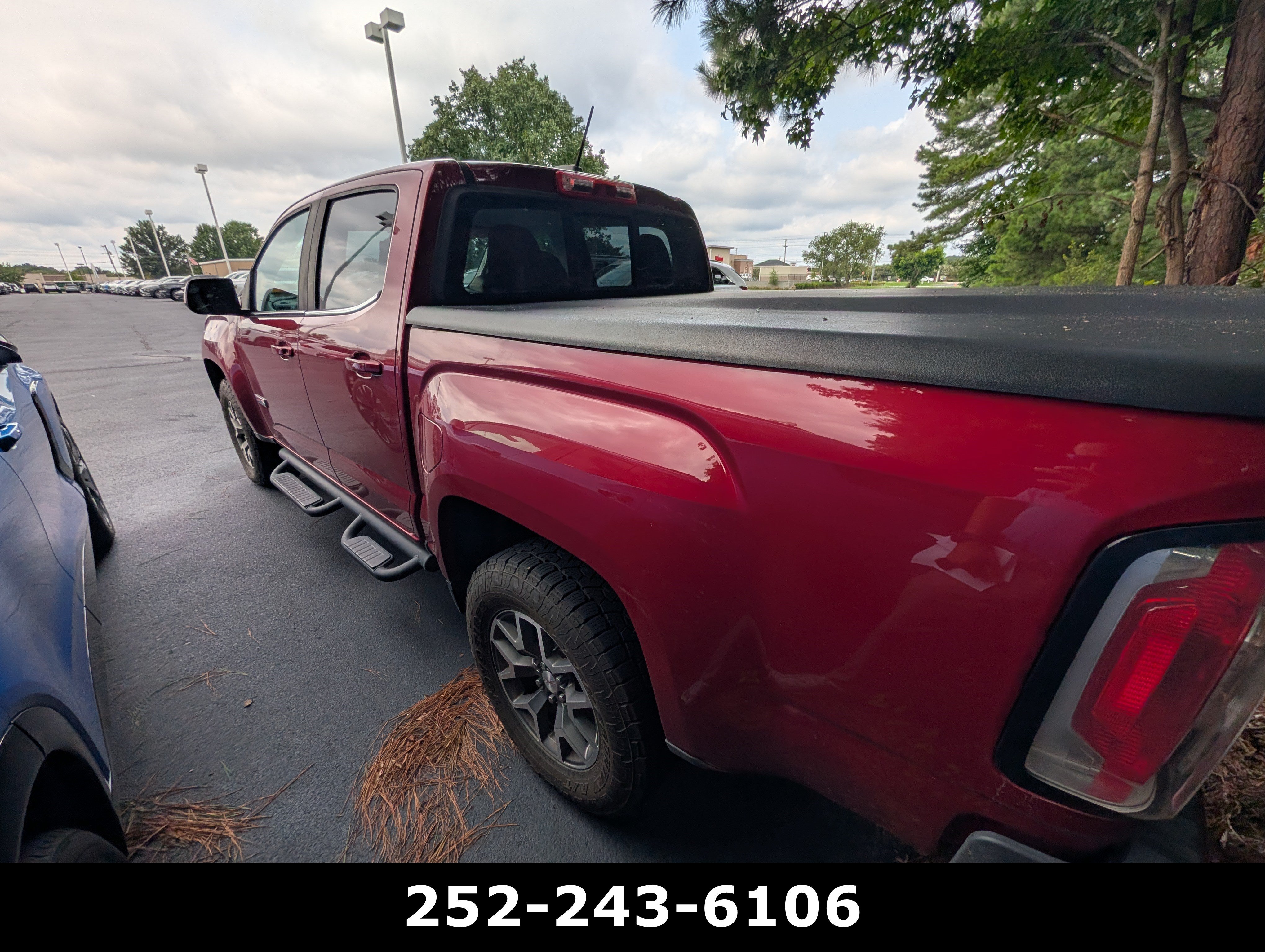 Used 2018 GMC Canyon All Terrain w/ All Terrain X Package AWD/4WD image 8