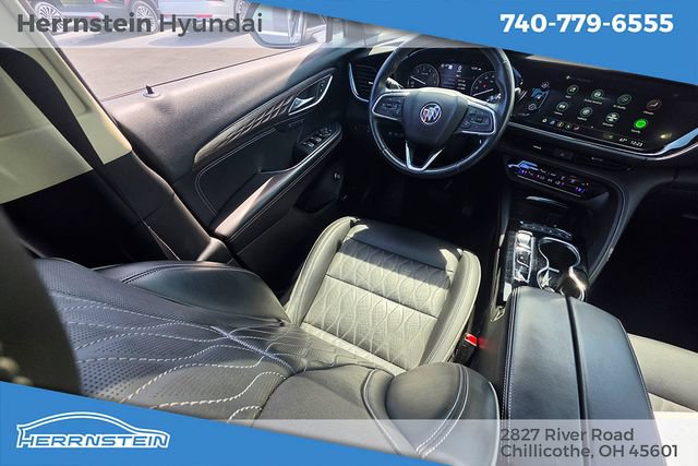 Used 2022 Buick Envision Avenir w/ Technology Package II AWD/4WD image 10