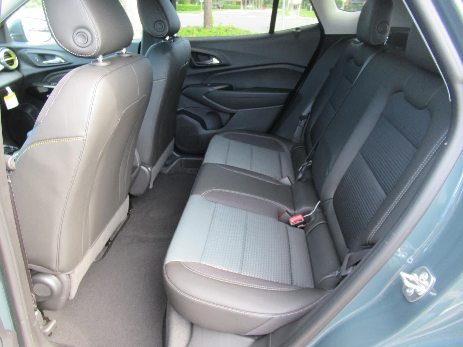 New 2026 Chevrolet Trax LT FWD image 32