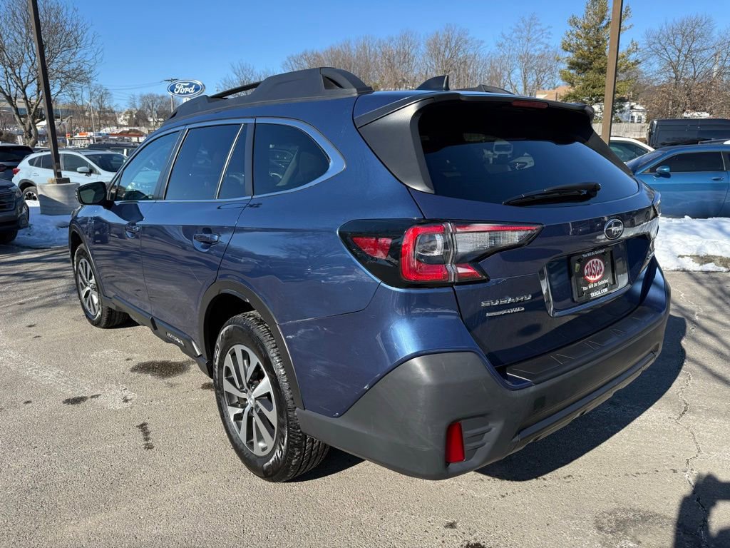 Used 2022 Subaru Outback Premium image 8