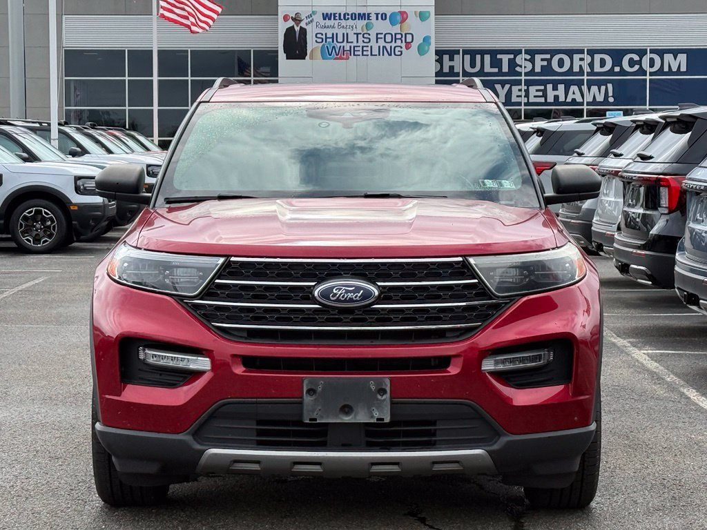Used 2020 Ford Explorer XLT w/ Equipment Group 202A AWD/4WD image 21