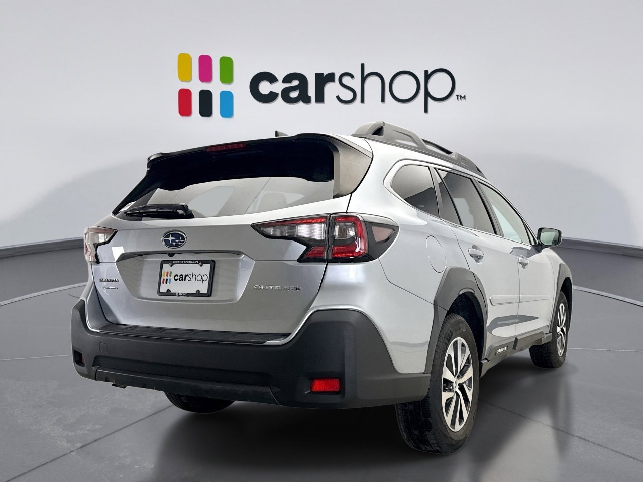 Used 2023 Subaru Outback Premium image 5
