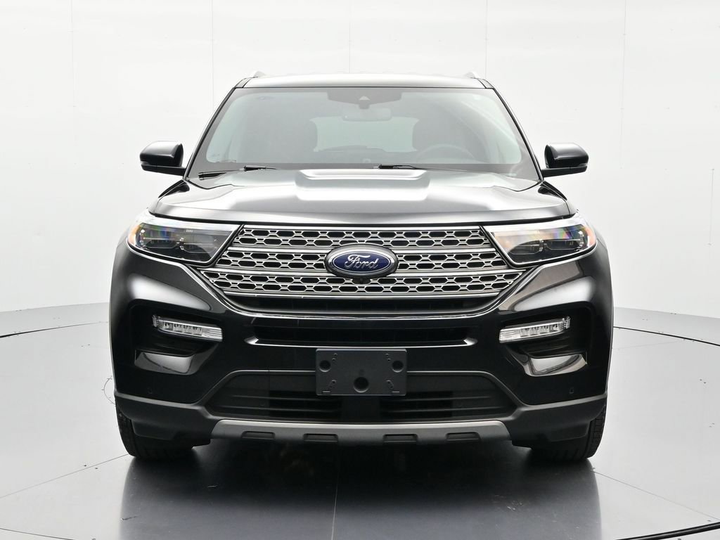 Used 2023 Ford Explorer Limited w/ Equipment Group 301A image 2