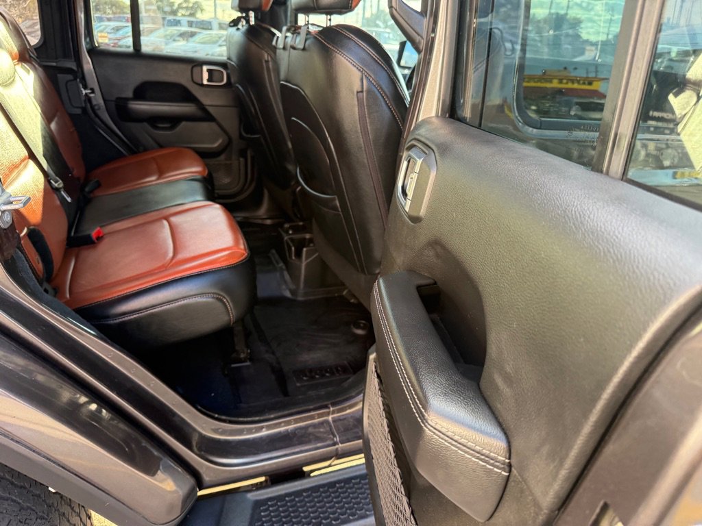 Used 2022 Jeep Wrangler Unlimited Sahara w/ Cold Weather Group image 6