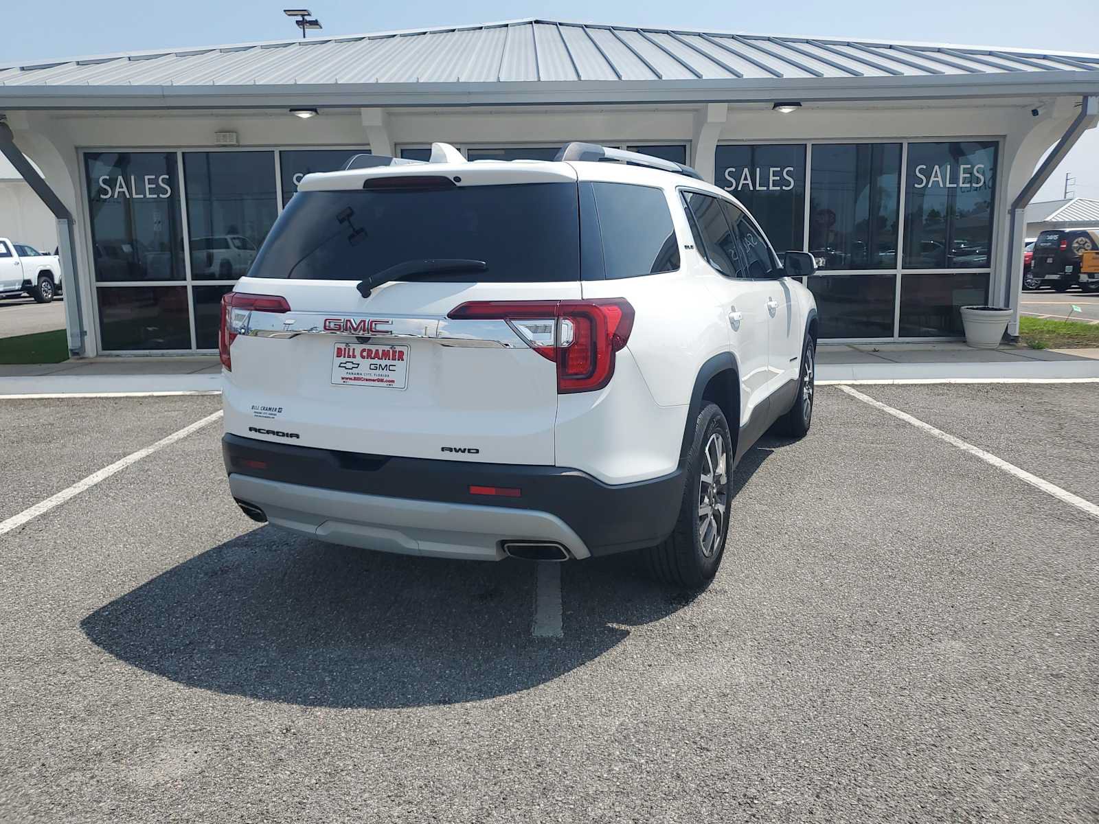 Used 2020 GMC Acadia SLE w/ Driver Convenience Package AWD/4WD image 7