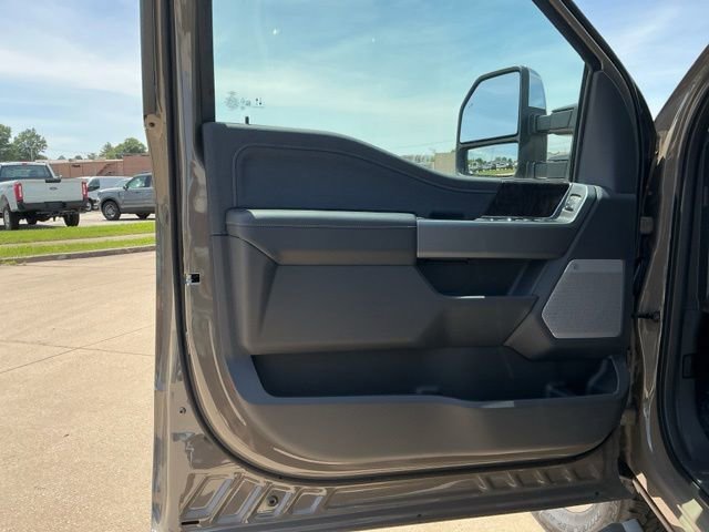 New 2026 Ford F350 Lariat w/ Lariat Premium Package AWD/4WD image 11