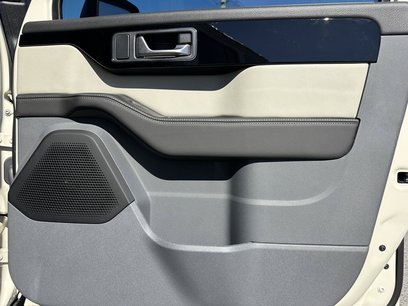 New 2026 INEOS Grenadier Station Wagon AWD/4WD image 17
