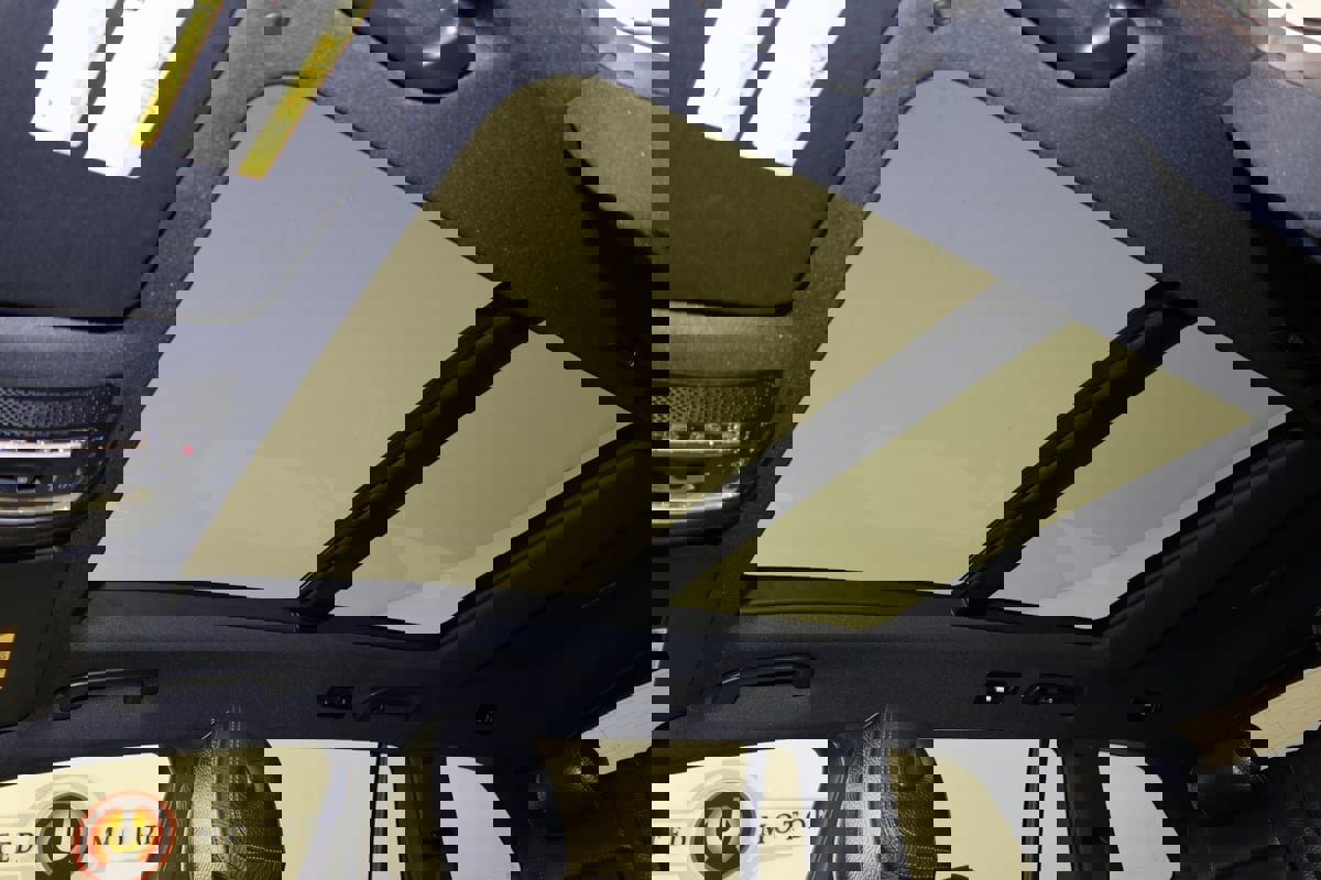 Used 2023 Mercedes-Benz GLS 580 4MATIC image 16