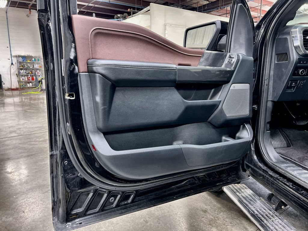 Used 2023 Ford F150 Lariat w/ Equipment Group 502A High AWD/4WD image 17