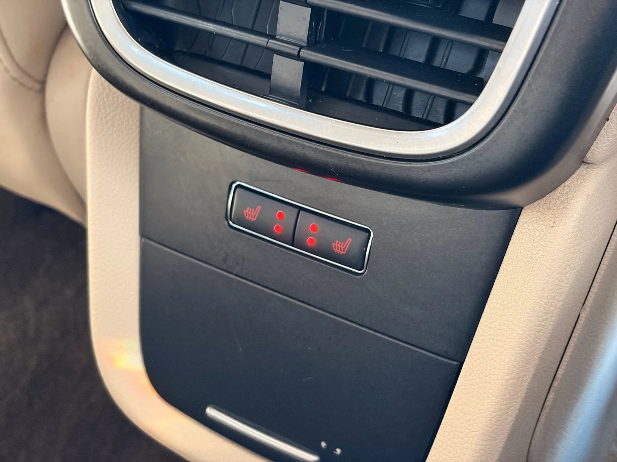 Used 2017 Lincoln MKX Reserve w/ Lincoln MKX Climate Package image 77