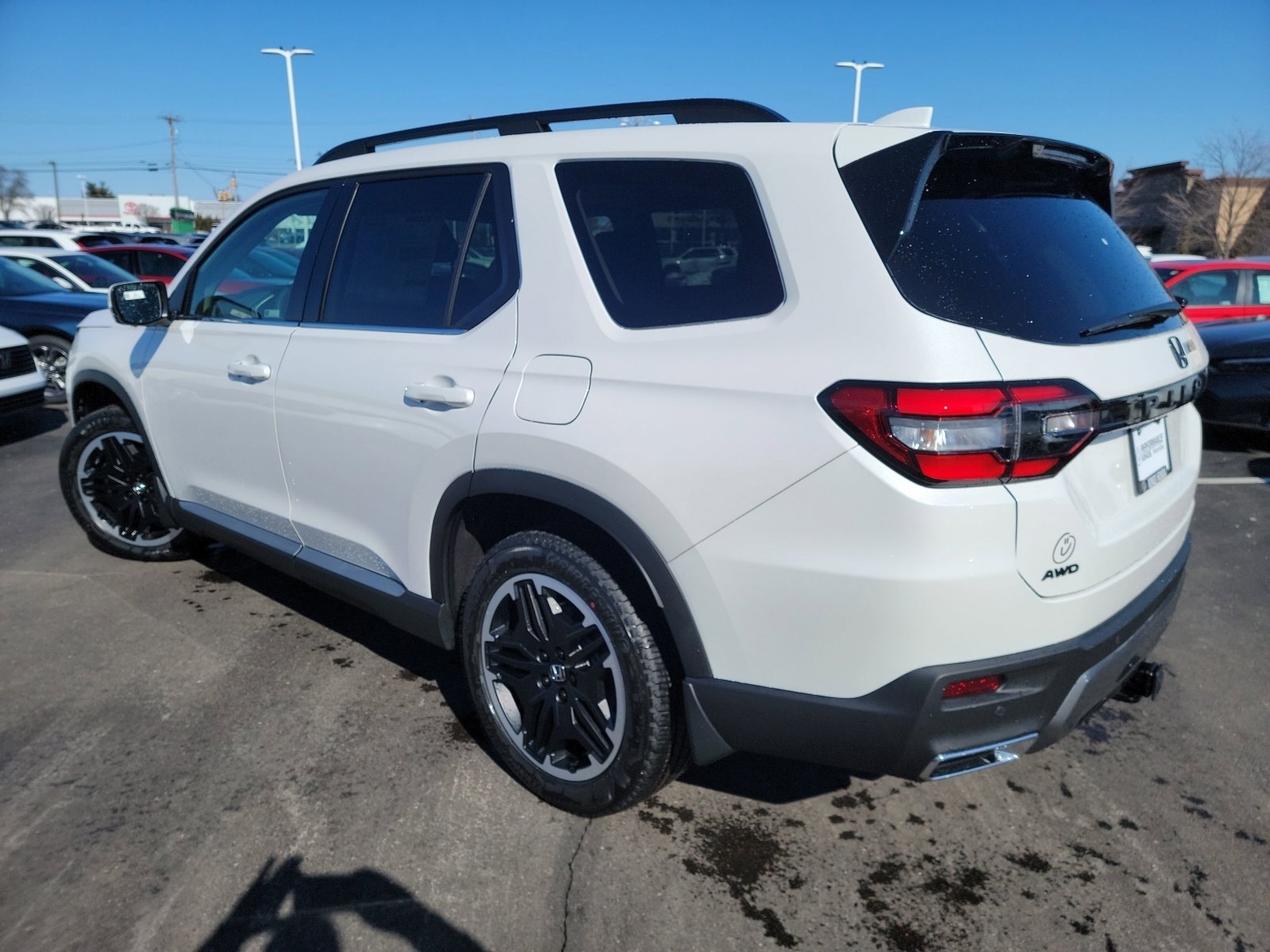 New 2026 Honda Pilot Touring image 6