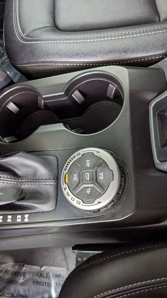 Certified 2025 Ford Bronco Badlands image 31