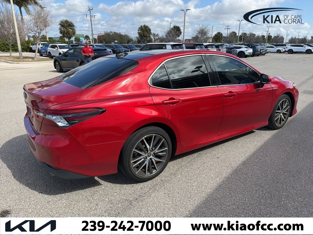 Used 2023 Toyota Camry XLE w/ Navigation Package image 8