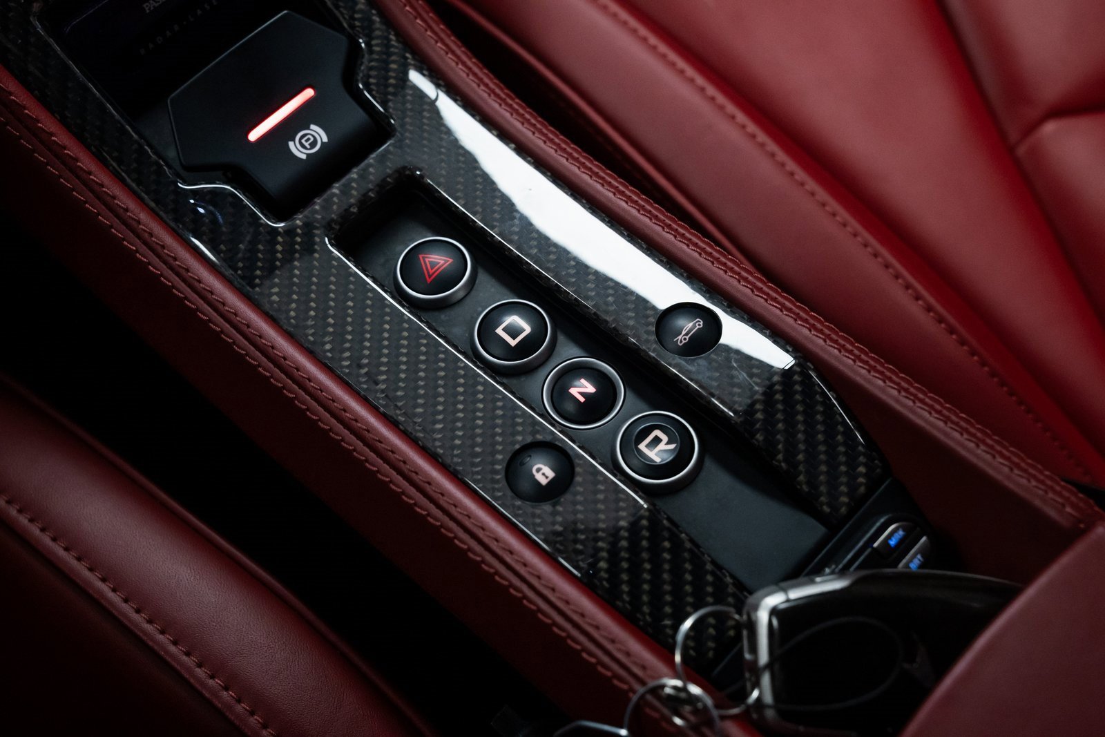 Used 2015 McLaren 650S Coupe image 19