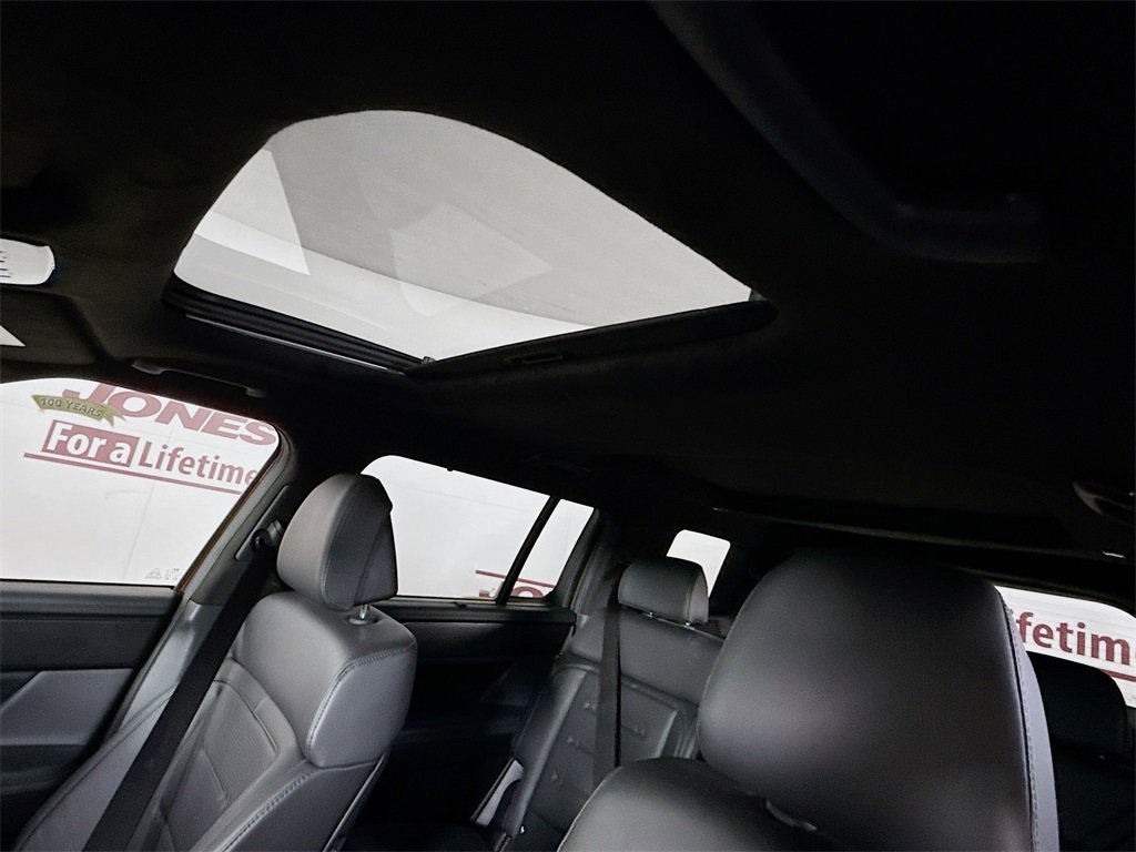 Used 2025 Hyundai Santa Fe Calligraphy image 12