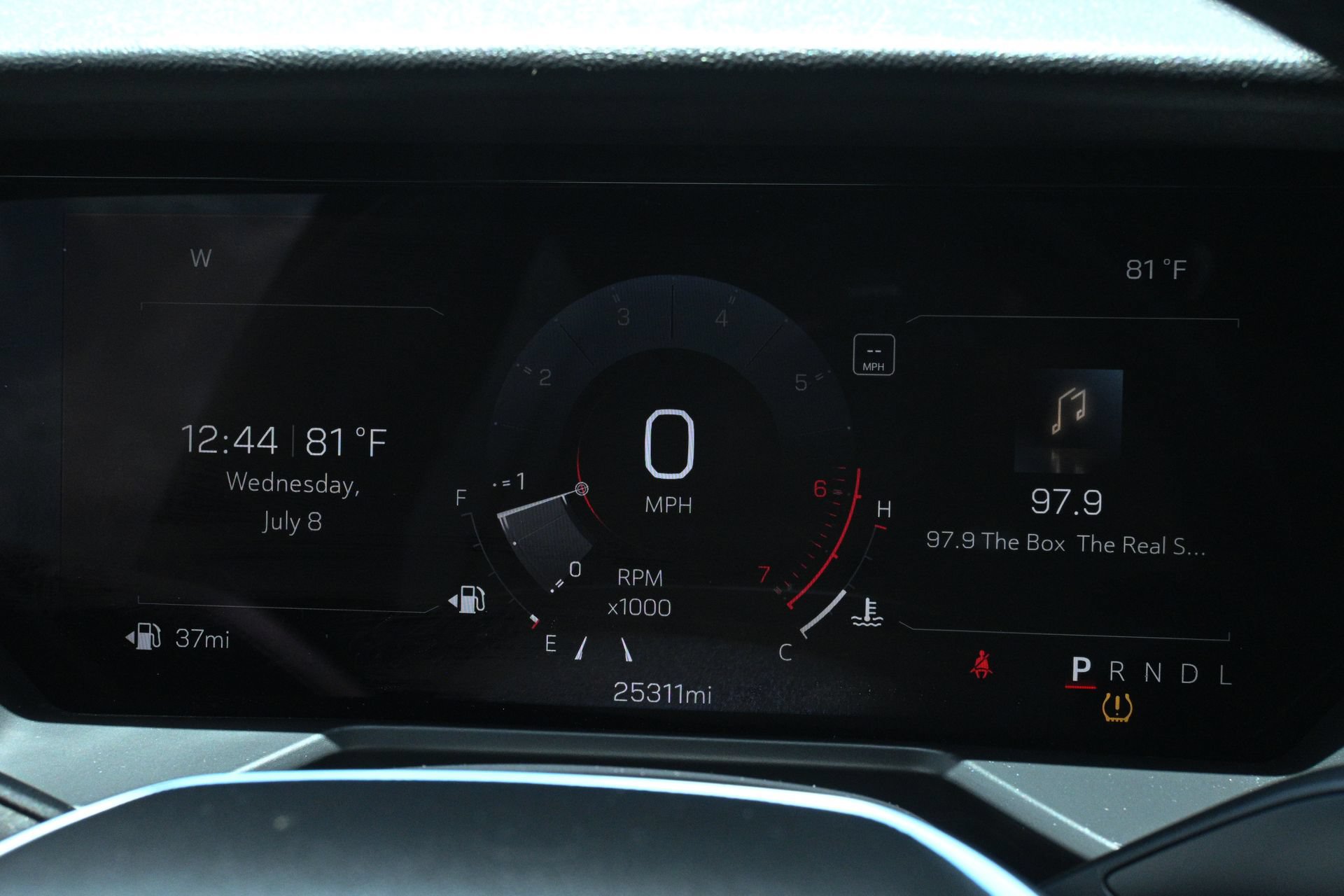 Used 2024 GMC Acadia Elevation w/ LPO, Floor Liner Package FWD image 12