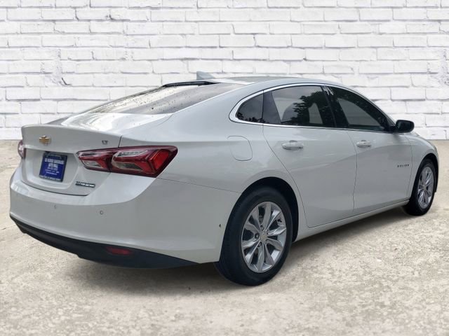 Used 2019 Chevrolet Malibu LT w/ Leather Package FWD image 3