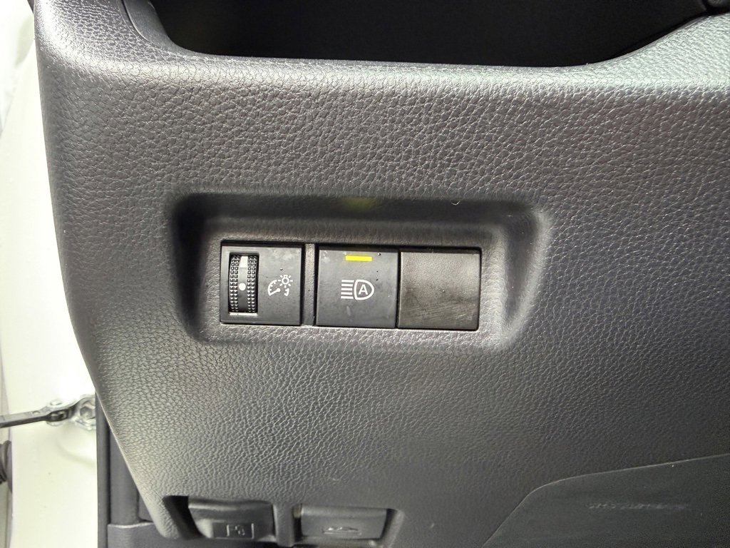 Certified 2025 Toyota RAV4 XLE image 24